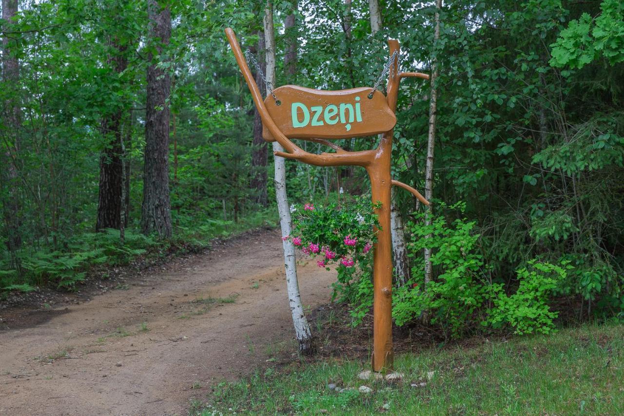 Dzeni Guest House Amatciems Exterior photo
